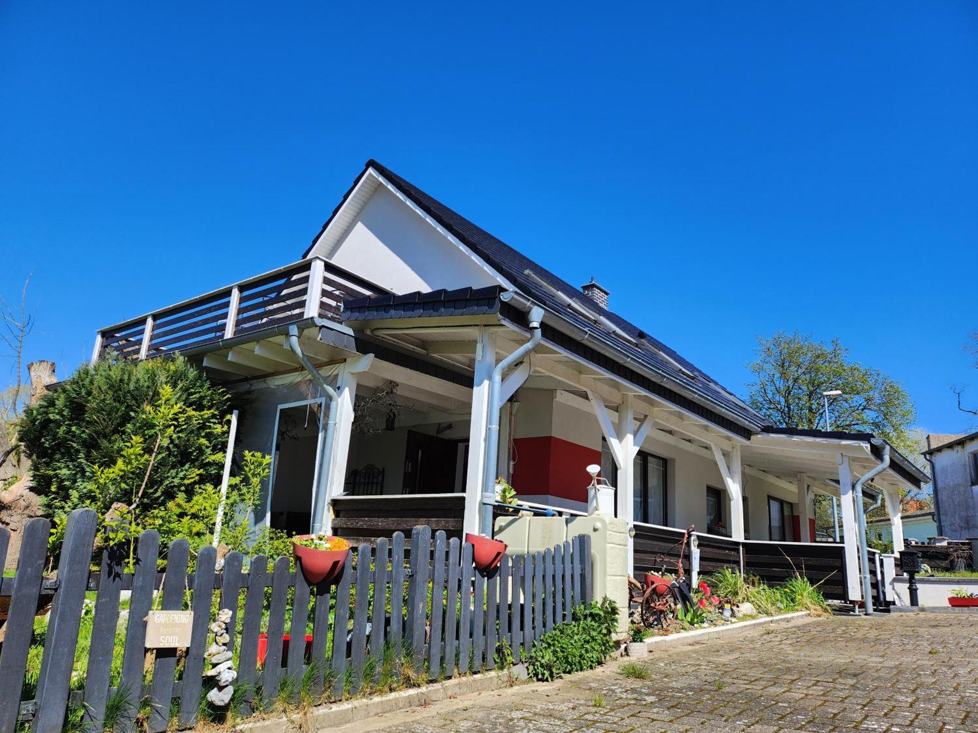 Ferienhaus Ani & Apartment Rustikal Patzig Exterior foto